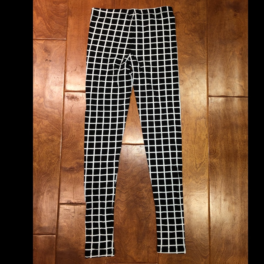 Grid pattern leggings